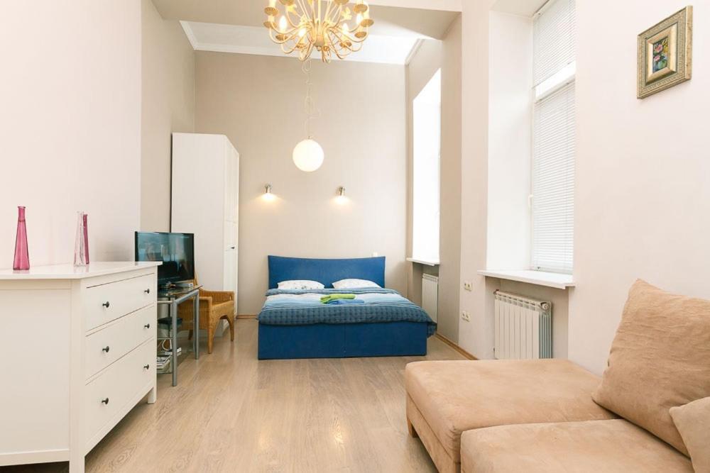 קייב Apartments In Center Metro Olimpiyskay Velyka Vaselkivska Street מראה חיצוני תמונה