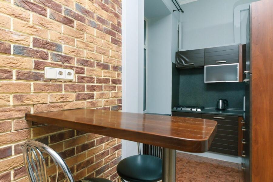 קייב Apartments In Center Metro Olimpiyskay Velyka Vaselkivska Street מראה חיצוני תמונה